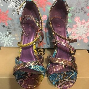 JustFab colorful purple patterned heels